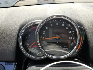2019 MINI Countryman Cooper S z VIN WMZYT5C54K3E63732, wystawiony jako Copart lot #54209875 z przebiegiem 88 499 mil mil oraz Szkoda całkowita • Salvage title. Historia ofert i sprzedaży dostępna na DreamBid. Obrazek 9.