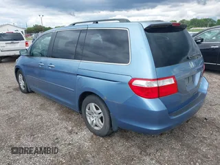 2005 Honda Odyssey EX-L z VIN 5FNRL38755B126414, wystawiony jako IAAI lot #42327946 z przebiegiem 340 043 mil mil oraz . Historia ofert i sprzedaży dostępna na DreamBid. Obrazek 3.
