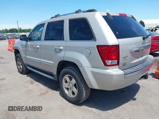 2007 Jeep Grand Cherokee Overland with VIN 1J8HR68227C667400, listed as a IAAI auction lot 42280108 with 115,878 mi miles and . Bid and sale history available at DreamBid. Image 3.
