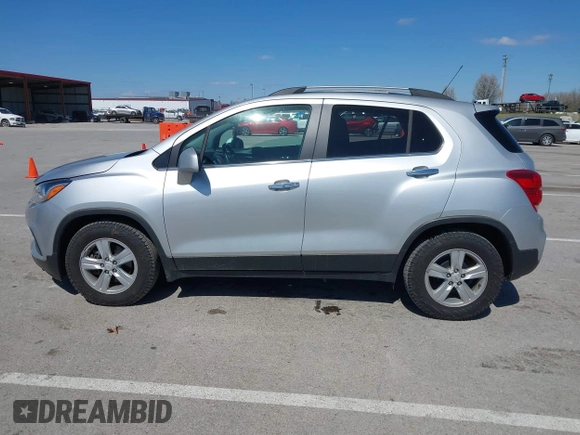 2018 Chevrolet Trax LT with VIN KL7CJLSB4JB734606, listed as a IAAI auction lot 41838892 with 42,122 mi miles. Bid and sale history available at carsss.com. Image 14.