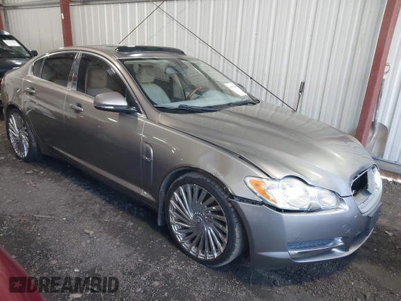 2010 Jaguar XF Premium Luxury with VIN SAJWA0GB4ALR51687, listed as a IAAI auction lot 41559866 with 162,997 mi miles. Bid and sale history available at carsss.com. Image 1.
