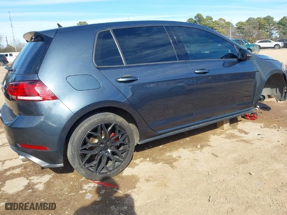 2018 Volkswagen Golf GTI S with VIN 3VW547AU6JM261259, listed as a IAAI auction lot 41314999 with 93,133 mi miles. Bid and sale history available at carsss.com. Image 4.