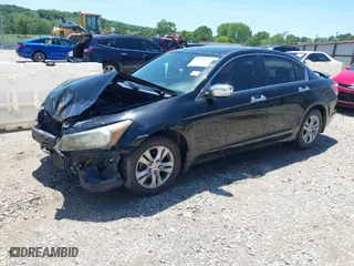 2011 Honda Accord Sdn SE with VIN 1HGCP2F61BA016318, listed as a IAAI auction lot 39391412 with 181,605 mi miles. Bid and sale history available at carsss.com. Image 2.