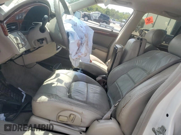 2004 Cadillac DeVille z VIN 1G6KD54Y44U226800, wystawiony jako Copart lot #61298895 z przebiegiem 108 211 mil mil oraz Szkoda całkowita • Salvage title. Historia ofert i sprzedaży dostępna na DreamBid. Obrazek 7.