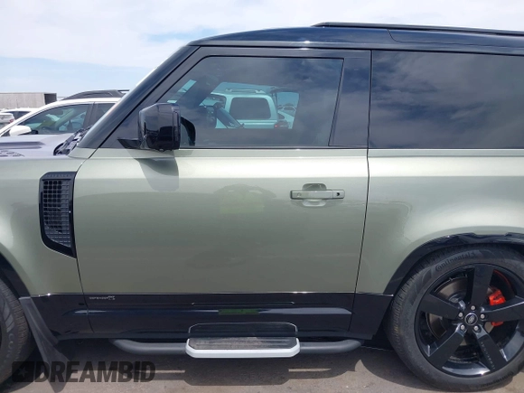 2021 Land Rover Defender with VIN SALEX6RU9M2052319, listed as a IAAI auction lot 42378394 with 30,822 mi miles and . Bid and sale history available at DreamBid. Image 14.