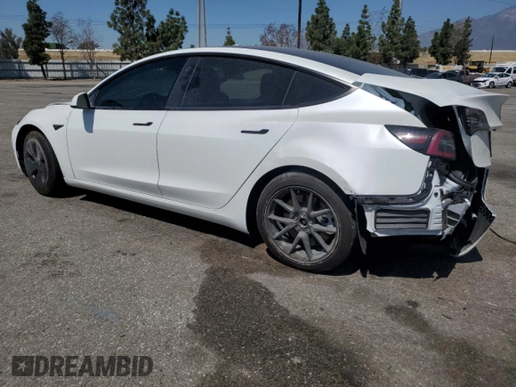 2021 Tesla Model 3 Long Range z VIN 5YJ3E1EB2MF007067, wystawiony jako Copart lot #52584715 z przebiegiem 31 311 mil mil oraz Szkoda całkowita • Salvage title. Historia ofert i sprzedaży dostępna na DreamBid. Obrazek 2.