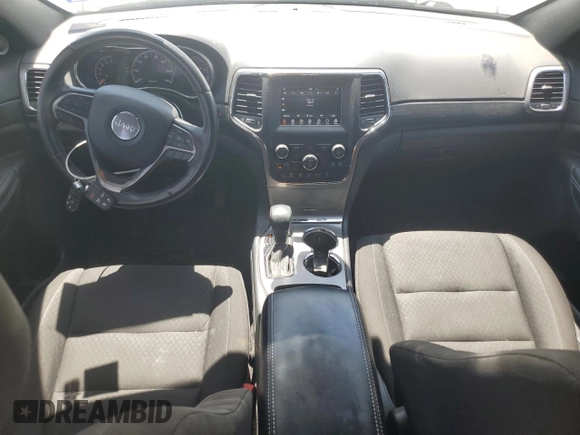 2021 Jeep Grand Cherokee Laredo X z VIN 1C4RJEAG9MC746108, wystawiony jako Copart lot #56479195 z przebiegiem 59 703 mil mil oraz Czysty tytuł • Clean title. Historia ofert i sprzedaży dostępna na DreamBid. Obrazek 8.