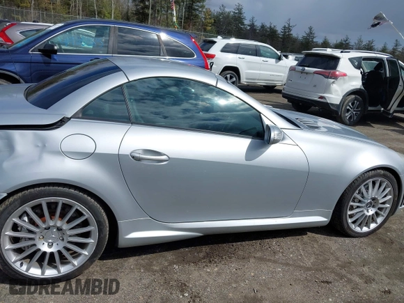 2006 Mercedes-Benz SLK 55 AMG with VIN WDBWK73F76F113039, listed as a IAAI auction lot 41982848 with 70,019 mi miles and . Bid and sale history available at DreamBid. Image 13.