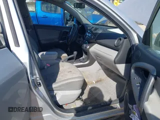 2009 Toyota RAV4 with VIN JTMBF33VX9D021198, listed as a IAAI auction lot 41787264 with 162,277 mi miles. Bid and sale history available at carsss.com. Image 5.