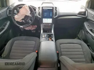 2024 Ford Edge SE z VIN 2FMPK4G97RBA32410, wystawiony jako Copart lot #57831955 z przebiegiem 36 741 mil mil oraz Szkoda całkowita • Salvage title. Historia ofert i sprzedaży dostępna na DreamBid. Obrazek 8.