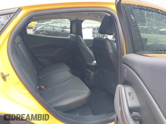 2023 Ford Mustang Mach-E Premium с VIN 3FMTK3SS2PMA49095, выставлен на аукционе IAAI как лот 42255255 с пробегом 23 307 миль миль и . История ставок и продаж доступна на DreamBid. Изображение 8.