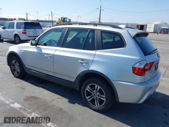 2006 BMW X3 3.0i z VIN WBXPA93406WD33938, wystawiony jako IAAI lot #42342328 z przebiegiem 198 796 mil mil oraz . Historia ofert i sprzedaży dostępna na DreamBid. Obrazek 3.