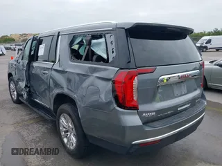 2022 GMC Yukon XL SLT with VIN 1GKS2GKD2NR153790, listed as a IAAI auction lot 41911362 with 84,739 mi miles. Bid and sale history available at carsss.com. Image 3.
