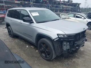 2022 Jeep Grand Cherokee Altitude with VIN 1C4RJJAG2N8581581, listed as a IAAI auction lot 42258980 with 43,725 mi miles and . Bid and sale history available at DreamBid. Image 1.