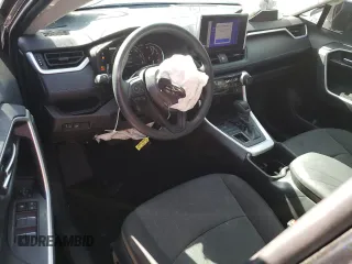 2024 Toyota RAV4 XLE with VIN 2T3P1RFV7RC462309, listed as a Copart auction lot 68385314 with 1,935 mi miles and Salvage Title. Bid and sale history available at carsss.com. Image 8.