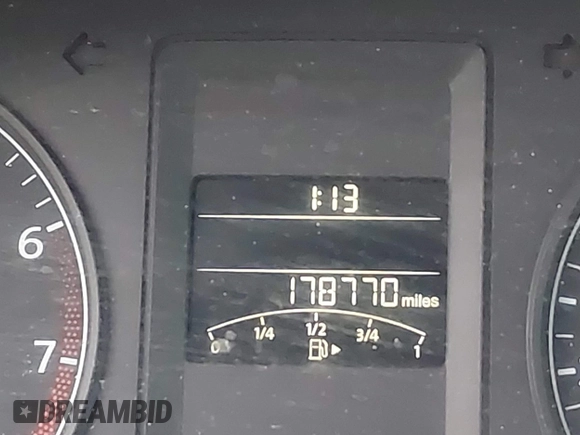 2011 Volkswagen Jetta SEL z VIN 3VWLX7AJ8BM348523, wystawiony jako IAAI lot #42336459 z przebiegiem 178 770 mil mil oraz . Historia ofert i sprzedaży dostępna na DreamBid. Obrazek 7.