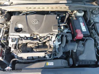 2018 Toyota Camry LE with VIN 4T1B11HK8JU554927, listed as a IAAI auction lot 41628449 with 152,942 mi miles. Bid and sale history available at carsss.com. Image 10.