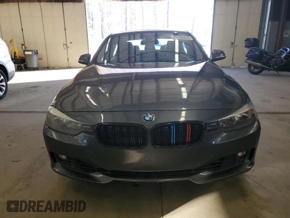 2013 BMW 3 Series 328i xDrive with VIN WBA3B3G53DNR80212, listed as a Copart auction lot 88988835 with 164,156 mi miles and Clean Title. Bid and sale history available at carsss.com. Image 5.