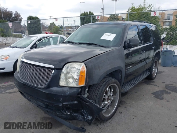 2008 GMC Yukon SLT w/4SB with VIN 1GKFC13078R161685, listed as a IAAI auction lot 41539964 with 267,744 mi miles. Bid and sale history available at carsss.com. Image 16.