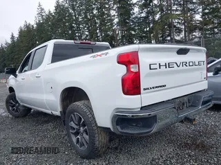 2021 Chevrolet Silverado 1500 LT z VIN 3GCUYDETXMG307908, wystawiony jako IAAI lot #41910530 z przebiegiem Nie podano mil oraz . Historia ofert i sprzedaży dostępna na DreamBid. Obrazek 3.