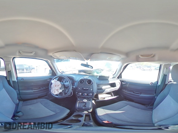 2011 Jeep Patriot Latitude with VIN 1J4NT1GB4BD208737, listed as a Copart auction lot 53394255 with 60,959 mi miles and Salvage Title. Bid and sale history available at carsss.com. Image 14.