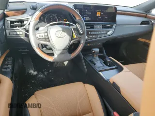 2024 Lexus ES 350 Ultra Luxury with VIN 58AFZ1B1XRU172705, listed as a Copart auction lot 45156825 with 9,600 mi miles and Salvage title. Bid and sale history available at DreamBid. Image 8.