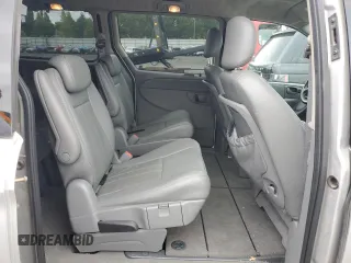 2007 Chrysler Town & Country LWB Touring with VIN 2A4GP54LX7R206402, listed as a Copart auction lot 70883894 with 135,215 mi miles and Salvage Title. Bid and sale history available at carsss.com. Image 11.
