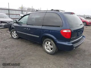 2005 Dodge Caravan SXT with VIN 1D4GP45R35B240229, listed as a IAAI auction lot 41485566 with 111,350 mi miles. Bid and sale history available at carsss.com. Image 3.