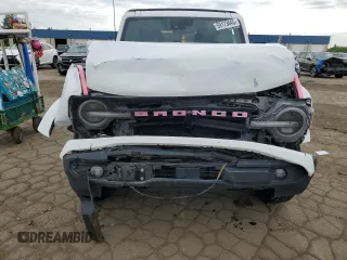 2022 Ford Bronco with VIN 1FMDE5DH5NLA94216, listed as a Copart auction lot 59173445 with 27,626 mi miles and Non repairable. Bid and sale history available at DreamBid. Image 5.