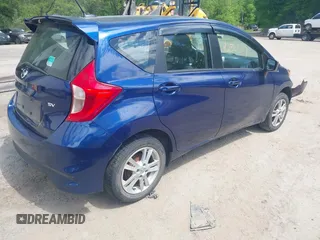 2017 Nissan Note SV z VIN 3N1CE2CP6HL369384, wystawiony jako IAAI lot #42347559 z przebiegiem 46 558 mil mil oraz . Historia ofert i sprzedaży dostępna na DreamBid. Obrazek 4.