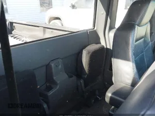 2008 Ford Ranger XLT with VIN 1FTZR45E88PA69868, listed as a IAAI auction lot 42007624 with 187,712 mi miles. Bid and sale history available at carsss.com. Image 8.