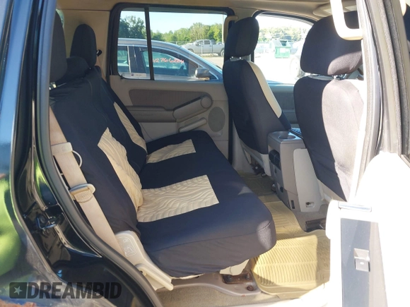 2007 Ford Explorer XLT with VIN 1FMEU73E47UB36026, listed as a IAAI auction lot 42795290 with 127,237 mi miles and . Bid and sale history available at DreamBid. Image 8.