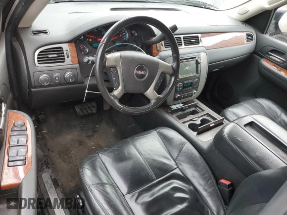 2008 GMC Yukon XL Commercial z VIN 1GKFK16348J186325, wystawiony jako Copart lot #45320275 z przebiegiem 193 218 mil mil oraz Szkoda całkowita • Salvage title. Historia ofert i sprzedaży dostępna na DreamBid. Obrazek 8.