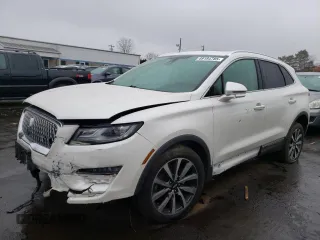 2019 Lincoln MKC Reserve with VIN 5LMCJ3D99KUL12875, listed as a Copart auction lot 49184785 with Not Provided miles and Salvage Title. Bid and sale history available at carsss.com. Image 1.