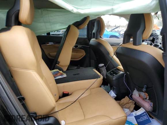 2016 Volvo XC90 T6 Momentum with VIN YV4A22PK5G1084075, listed as a Copart auction lot 50454665 with 21,471 mi miles and Salvage title. Bid and sale history available at DreamBid. Image 10.