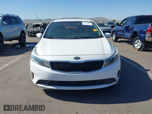 2018 Kia Forte LX with VIN 3KPFL4A71JE224522, listed as a IAAI auction lot 42136006 with 119,298 mi miles. Bid and sale history available at carsss.com. Image 13.