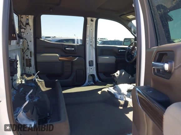 2021 Chevrolet Silverado 1500 LT with VIN 3GCUYDED9MG439695, listed as a IAAI auction lot 41832866 with 43,740 mi miles and . Bid and sale history available at DreamBid. Image 8.