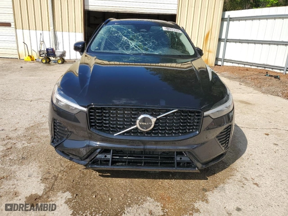 2025 Volvo XC60 Plus with VIN YV4M12RCXS1081381, listed as a Copart auction lot 51269005 with 6,252 mi miles and Salvage Title. Bid and sale history available at carsss.com. Image 5.