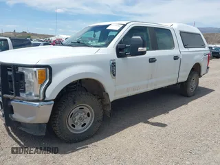 2017 Ford F-250 Lariat с VIN 1FT7W2B62HEE33764, выставлен на аукционе IAAI как лот 42178302 с пробегом 188 328 миль миль и . История ставок и продаж доступна на DreamBid. Изображение 2.