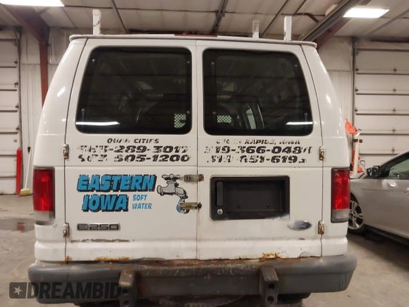 2006 Ford Econoline Cargo with VIN 1FTNE24W56DA13331, listed as a IAAI auction lot 41822424 with 370,496 mi miles and . Bid and sale history available at DreamBid. Image 17.