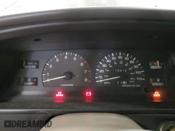 1992 Toyota Pickup DLX z VIN JT4RN93P0N5065687, wystawiony jako Copart lot #56355125 z przebiegiem 215 019 mil mil oraz Czysty tytuł • Clean title. Historia ofert i sprzedaży dostępna na DreamBid. Obrazek 9.