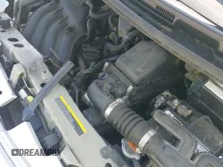 2014 Nissan Note SV z VIN 3N1CE2CPXEL388662, wystawiony jako IAAI lot #42581458 z przebiegiem 87 455 mil mil oraz . Historia ofert i sprzedaży dostępna na DreamBid. Obrazek 19.