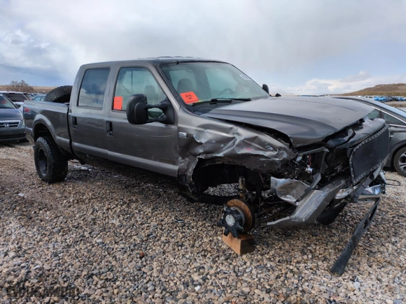 2005 Ford Super Duty F-250 XL with VIN 1FTSW21P15EB93462, listed as a Copart auction lot 49350815 with 0 mi miles and Salvage Title. Bid and sale history available at carsss.com. Image 4.