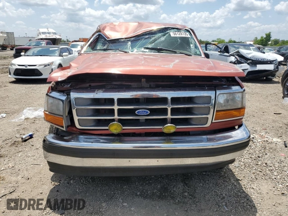 1995 Ford F-150 z VIN 1FTEF15H4SLB41602, wystawiony jako Copart lot #56128135 z przebiegiem Nie podano mil oraz Szkoda całkowita • Salvage title. Historia ofert i sprzedaży dostępna na DreamBid. Obrazek 5.