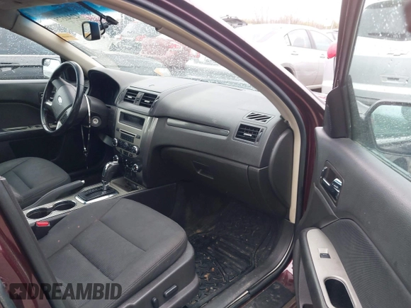 2012 Ford Fusion SEL with VIN 3FAHP0JA7CR356526, listed as a IAAI auction lot 42040375 with 206,818 mi miles. Bid and sale history available at carsss.com. Image 5.