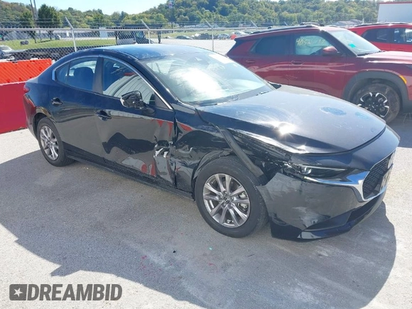 2021 Mazda 3 S z VIN JM1BPAAL4M1333238, wystawiony jako IAAI lot #40532801 z przebiegiem 33 538 mil mil oraz . Historia ofert i sprzedaży dostępna na DreamBid. Obrazek 1.