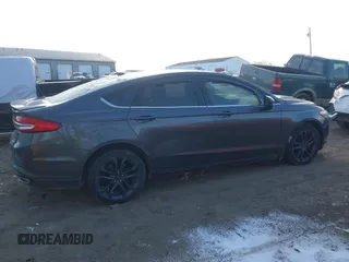 2018 Ford Fusion SE with VIN 3FA6P0T95JR105382, listed as a IAAI auction lot 41637499 with 35,516 mi miles and . Bid and sale history available at carsss.com. Image 13.