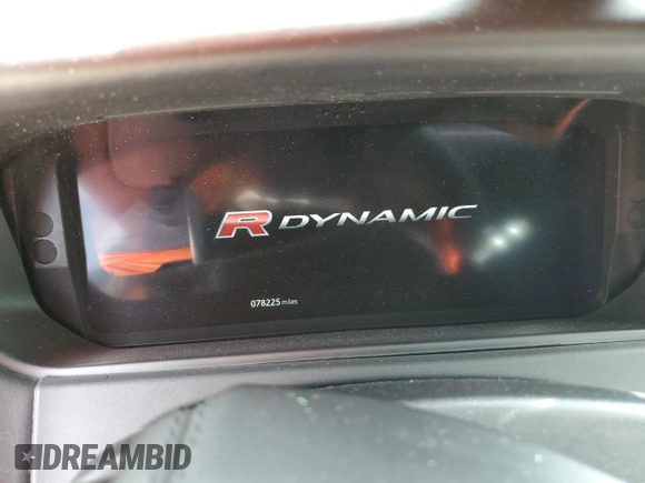 2018 Land Rover Range Rover Velar R-Dynamic HSE with VIN SALYM2RX1JA751499, listed as a Copart auction lot 77714854 with 78,225 mi miles and Non Repairable. Bid and sale history available at carsss.com. Image 9.