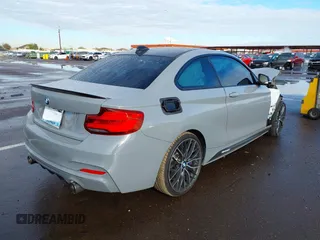 2018 BMW 2 Series M240i with VIN WBA2J5C5XJVB28132, listed as a IAAI auction lot 38936618 with 32,014 mi miles and . Bid and sale history available at DreamBid. Image 4.
