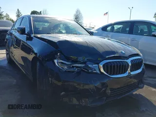 2022 BMW 3 Series 330i z VIN 3MW5R1J0XN8C30297, wystawiony jako IAAI lot #41881552 z przebiegiem 42 005 mil mil oraz . Historia ofert i sprzedaży dostępna na DreamBid. Obrazek 1.